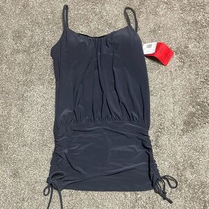 NWT Women’s MagicSuit by MiracleSuit Tankini Top Size 8